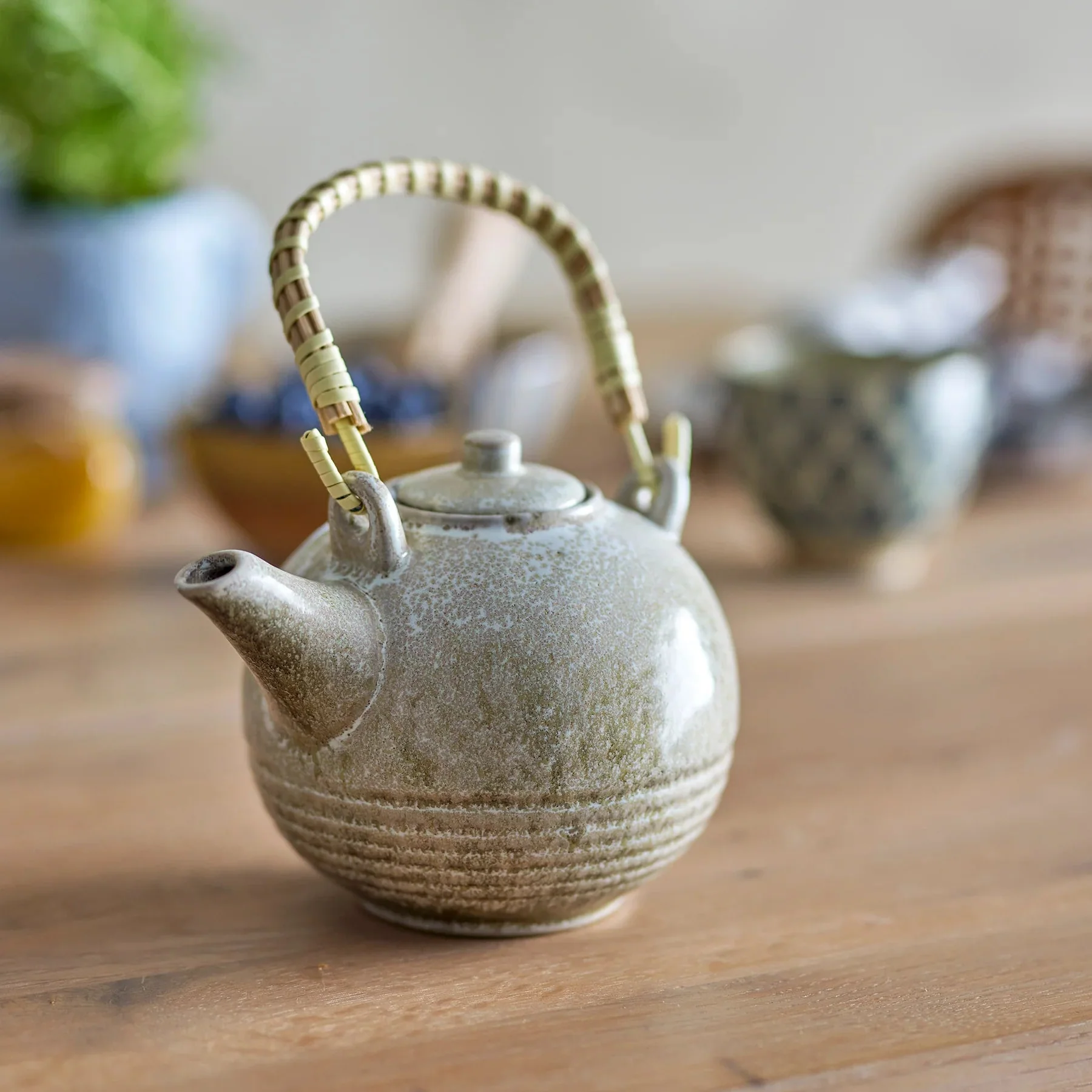 Bloomingville Razan Teapot - Image 3