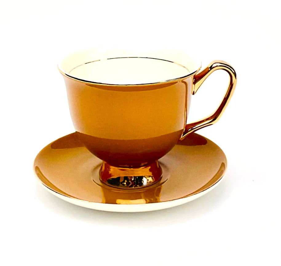LyndalT XL Teacup & Saucer - Image 10