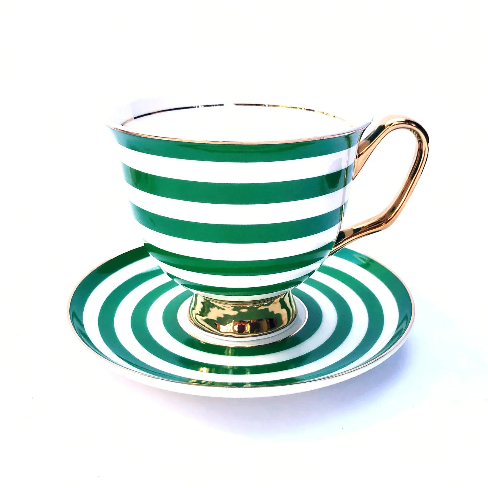 LyndalT XL Teacup & Saucer - Image 13